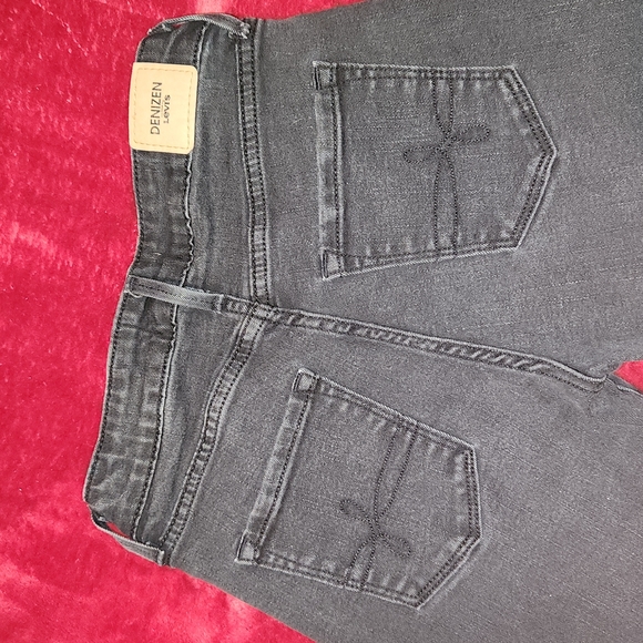 Levis Denim Jeans MidRise Slim Stretch Fit Dark Wash Black Denizem 26x28 - Picture 4 of 10